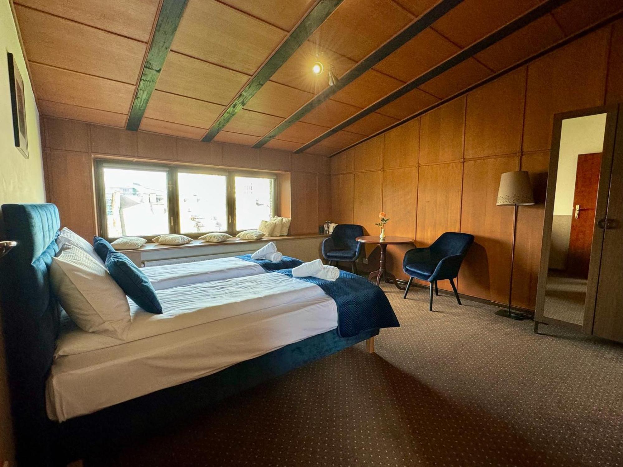Iris Aparthotel Krakow Luaran gambar