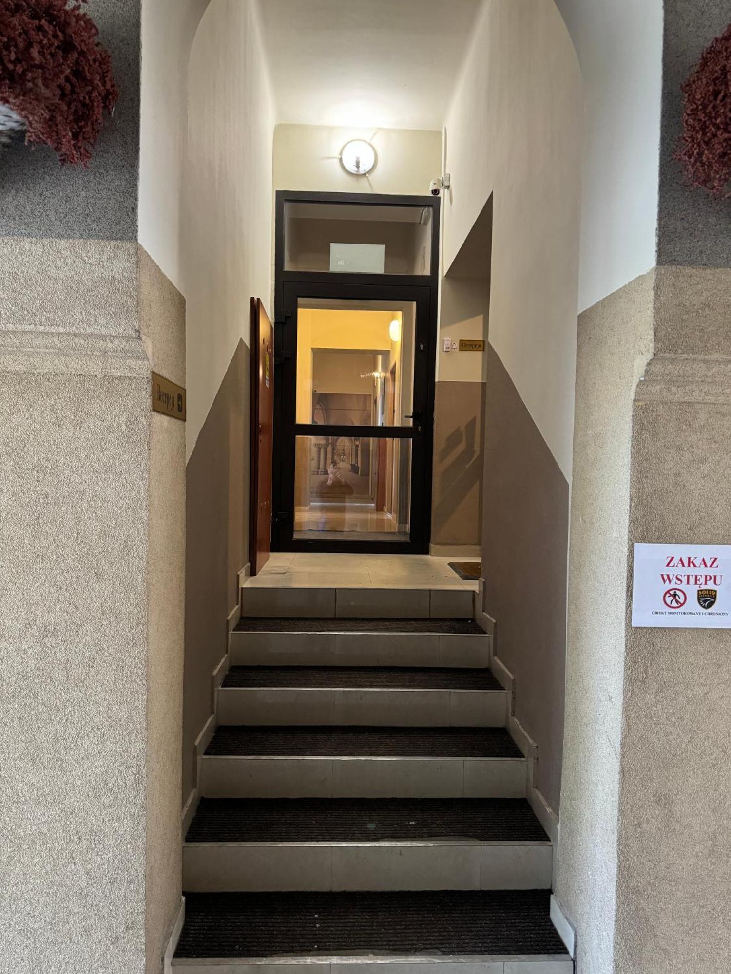 Iris Aparthotel Krakow Luaran gambar