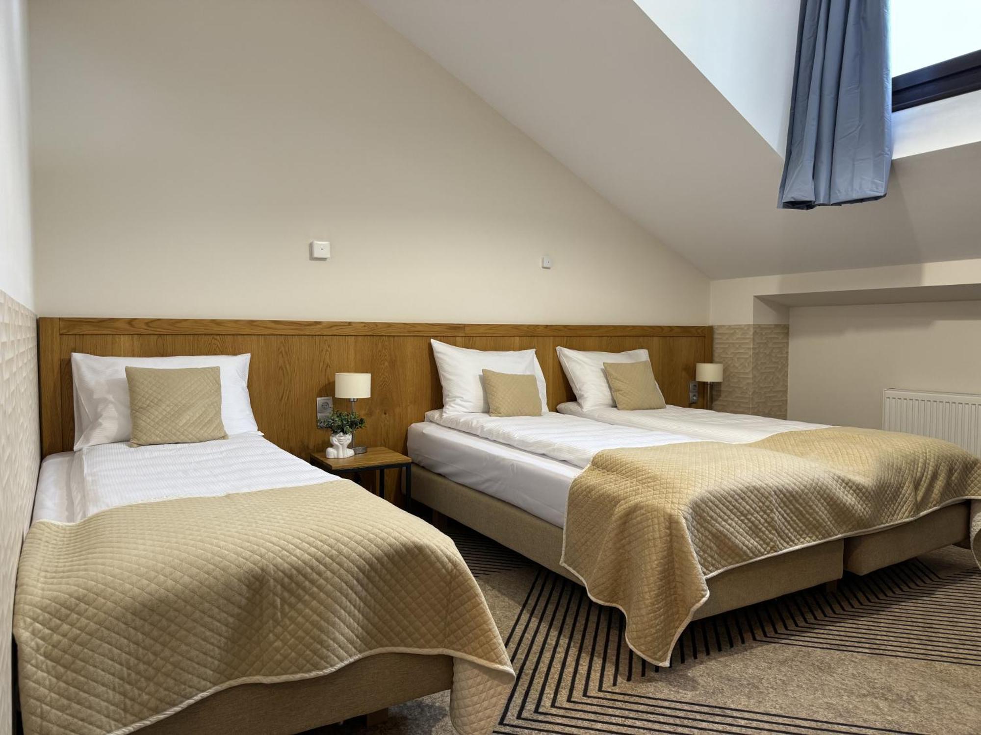 Iris Aparthotel Krakow Luaran gambar